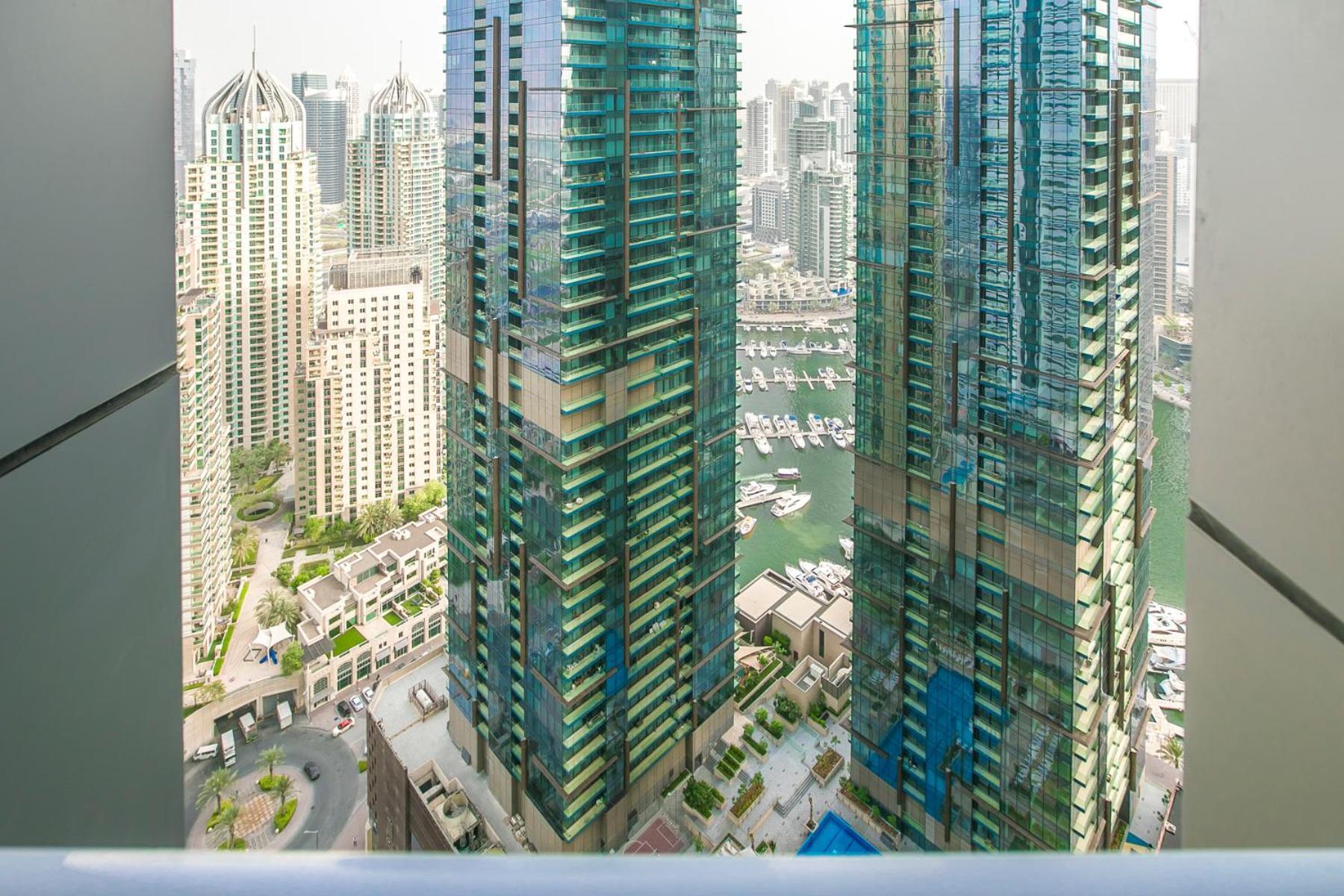Апартаменти 2Br High Floor Torch Tower Dubai Marina Екстер'єр фото